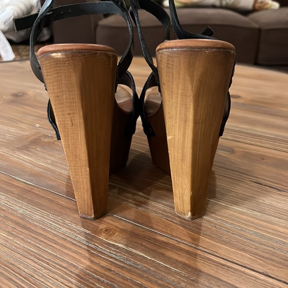 Steve Madden Platform Wedge - Picture 3 of 3